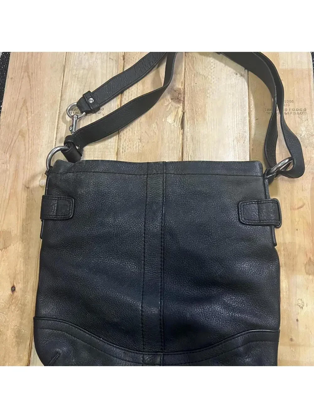 Coach Soho Black Leather Crossbody Bag Silver Logo Chain F19722
